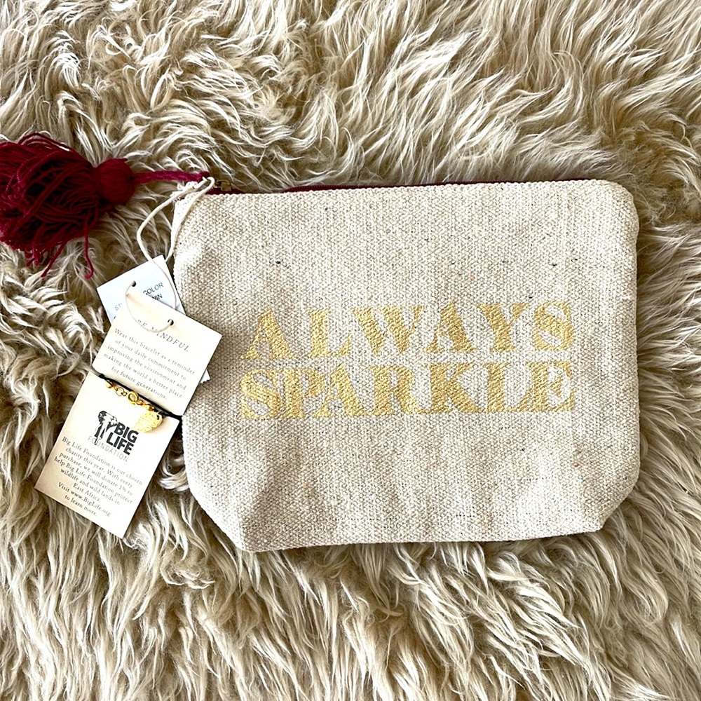 NWT “Always Sparkle” Quagga Green Label makeup  / mini bag with leaf